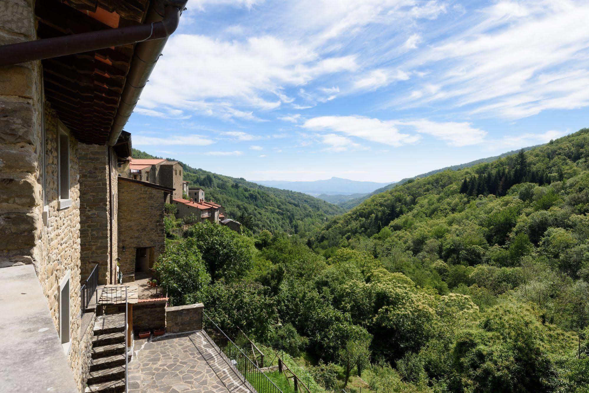 Borgo Dei Corsi Holiday House Reggiolo Exterior foto