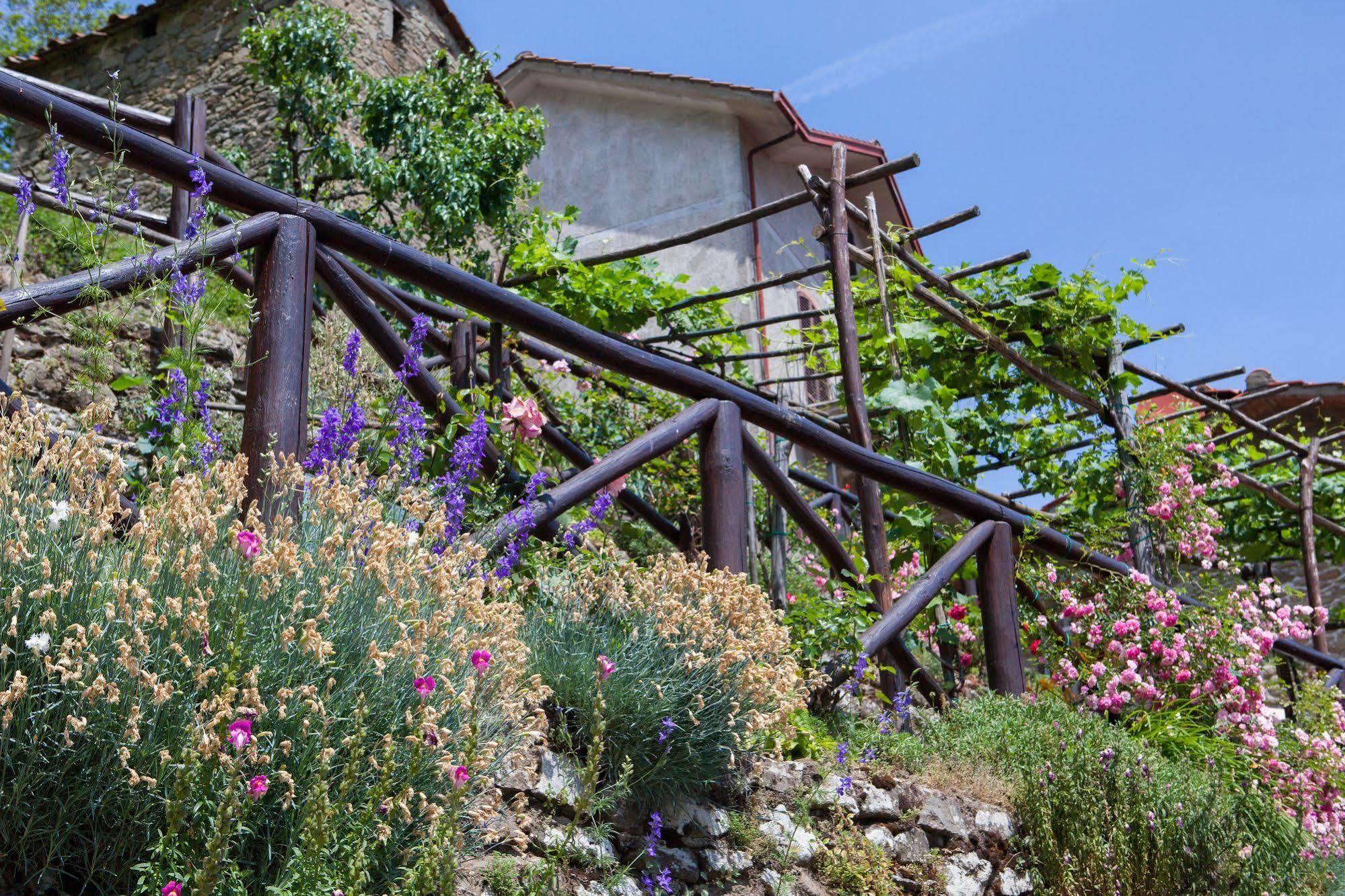 Borgo Dei Corsi Holiday House Reggiolo Exterior foto